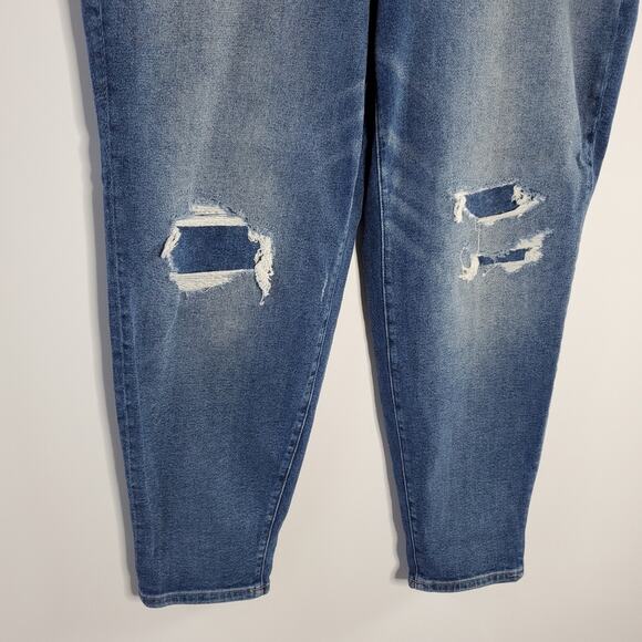Lane Bryant Dark wash Distressed boyfriend jeans Size 16 - Picture 8 of 8